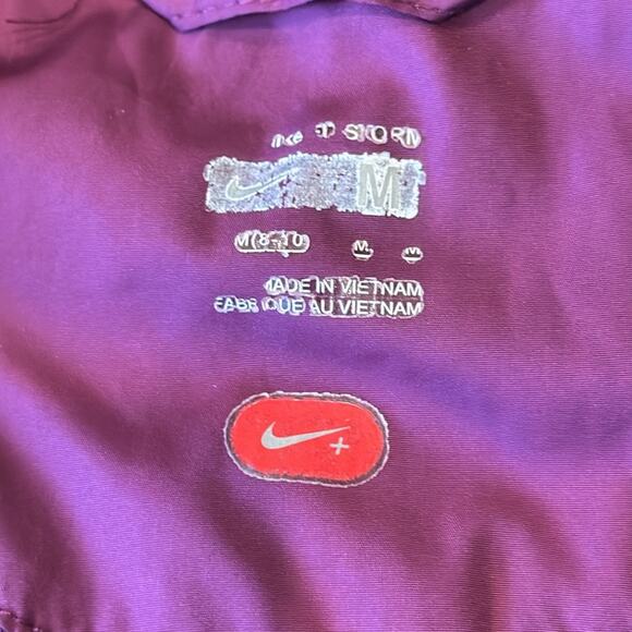 Nike Women's Convertible Running Jacket Dark Fuchsia Size M - Picture 9 of 15